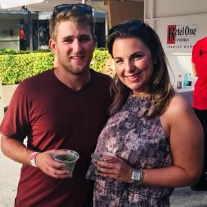 Meet your Posher, Julia